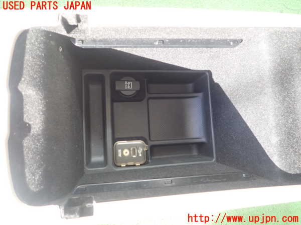 1UPJ-23517540]クライスラー・300(LX36)センターコンソール 中古_m0005.jpg