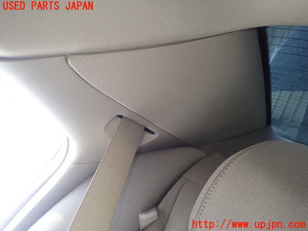 1UPJ-23517675]クライスラー・300(LX36)右リアピラートリム 中古_m0002.jpg