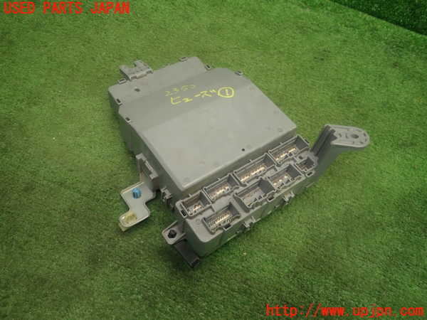 1UPJ-23526741]アコード ユーロR(CL7)ヒューズボックス1 中古_m0002.jpg