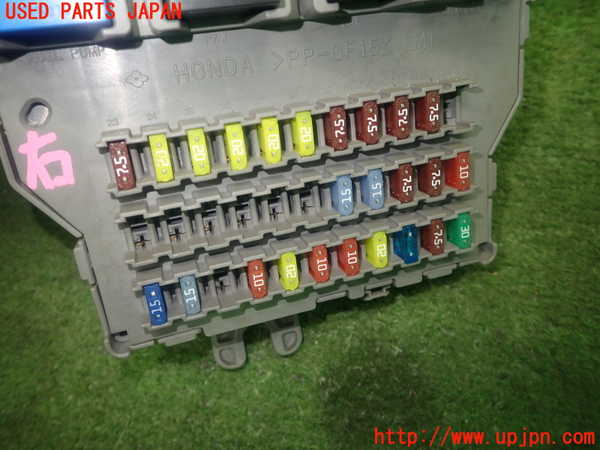 1UPJ-23526741]アコード ユーロR(CL7)ヒューズボックス1 中古_m0003.jpg