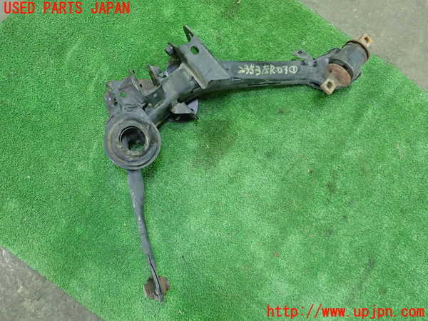 5UPJ-23535226]シビック タイプR 前期(FD2)左リアロアアーム1 中古_m0001.jpg