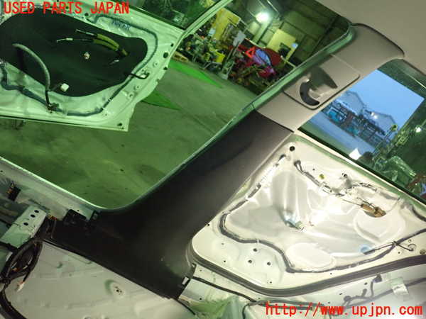 5UPJ-23537665]シビック タイプR 前期(FD2)右センターピラートリム 中古_m0001.jpg