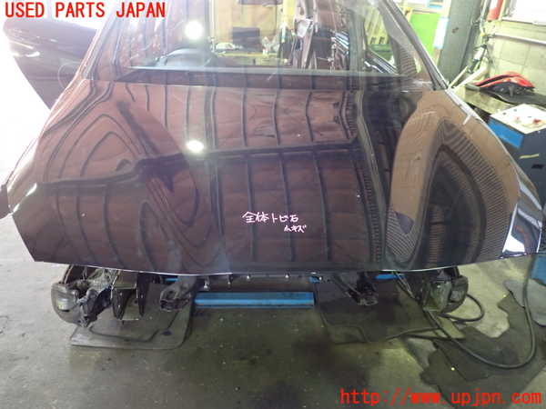 5UPJ-23541060]BMW 218d グランツアラー (F46)(2E20)ボンネットフード 中古_m0001.jpg