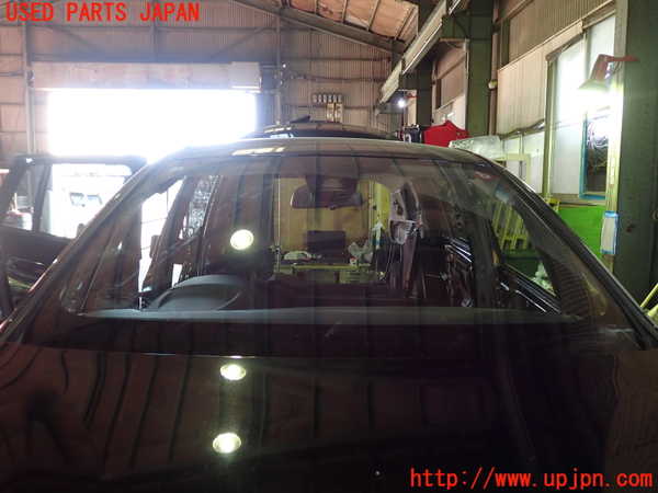 5UPJ-23541195]BMW 218d グランツアラー (F46)(2E20)フロントガラス 中古_m0001.jpg
