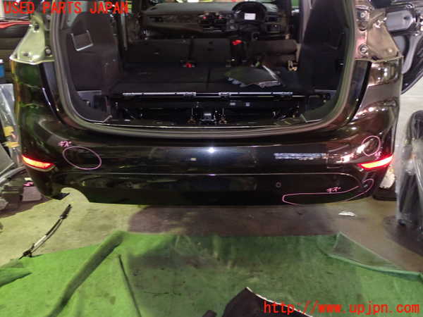 5UPJ-23541610]BMW 218d グランツアラー (F46)(2E20)リアバンパー 中古_m0001.jpg