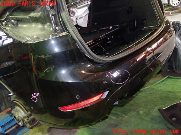 5UPJ-23541610]BMW 218d グランツアラー (F46)(2E20)リアバンパー 中古_m0002.jpg