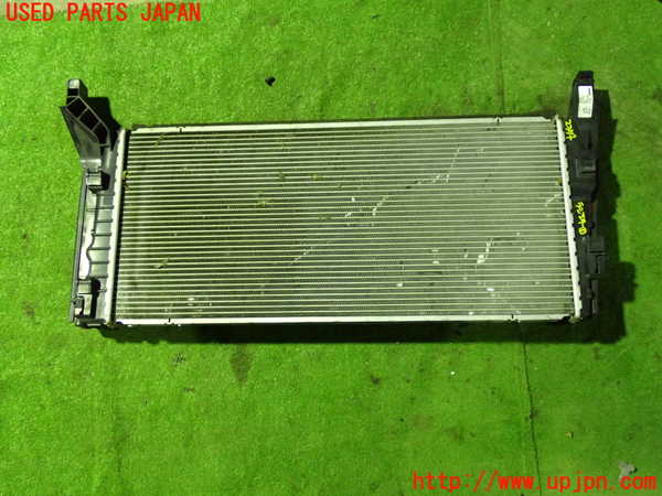 1UPJ-23542321]BMW 218d グランツアラー (F46)(2E20)ラジエーター1 中古_m0001.jpg