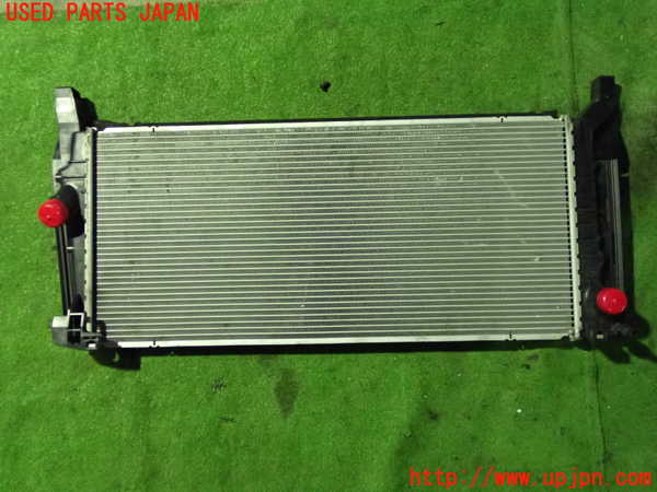 1UPJ-23542321]BMW 218d グランツアラー (F46)(2E20)ラジエーター1 中古_m0002.jpg