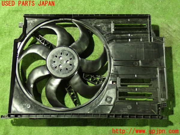 5UPJ-23546836]BMW 218d グランツアラー (F46)(2E20)電動ファン1 中古_m0001.jpg