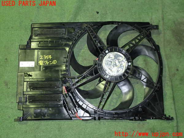 5UPJ-23546836]BMW 218d グランツアラー (F46)(2E20)電動ファン1 中古_m0003.jpg