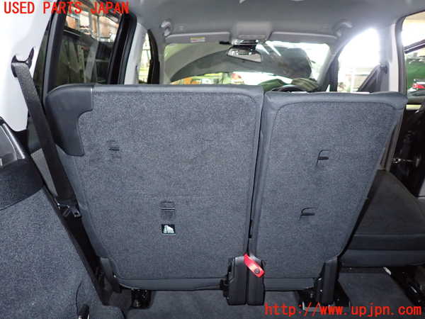 5UPJ-23547175]BMW 218d グランツアラー (F46)(2E20)左2列目シート 中古_m0004.jpg