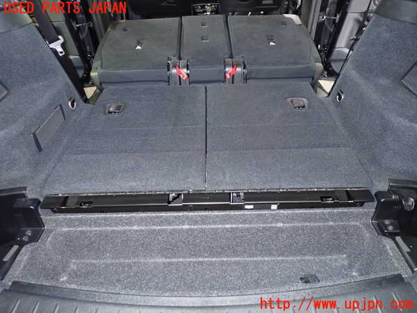 5UPJ-23547210]BMW 218d グランツアラー (F46)(2E20)3列目シート 中古_m0005.jpg