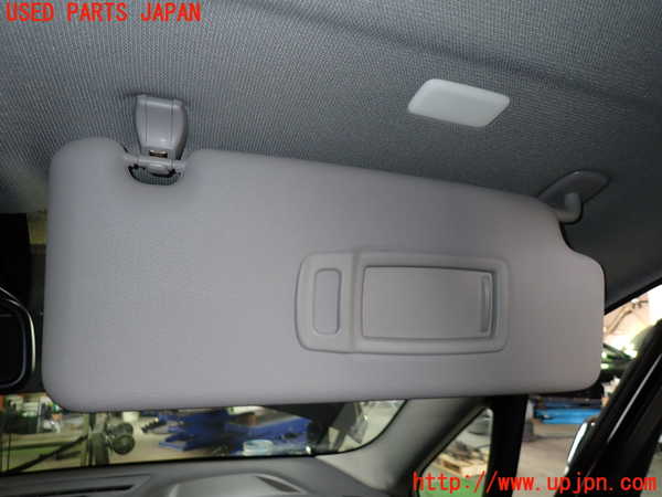 5UPJ-23547625]BMW 218d グランツアラー (F46)(2E20)室内サンバイザー右側 中古_m0002.jpg