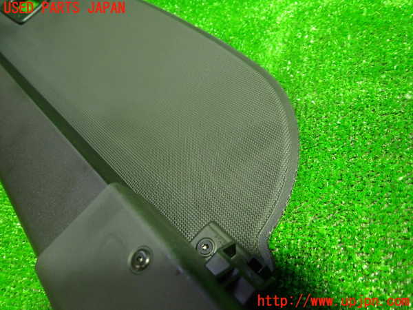 5UPJ-23547761]BMW 218d グランツアラー (F46)(2E20)トノカバー1 中古_m0002.jpg