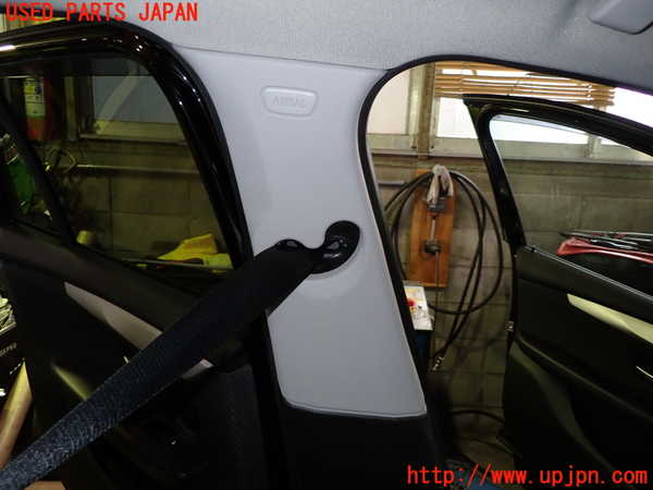 1UPJ-23547670]BMW 218d グランツアラー (F46)(2E20)左センターピラートリム 中古_m0002.jpg