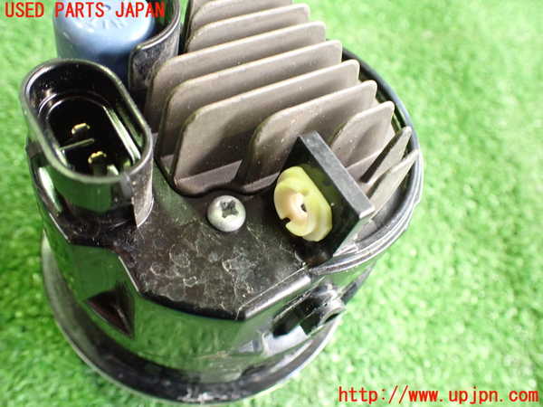 2UPJ-23551182]アウトランダーPHEV(GG3W)左フォグ 【ジャンク品】 中古_m0003.jpg