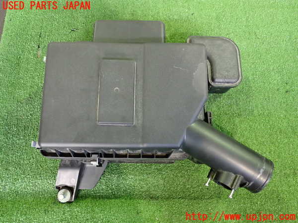 2UPJ-23552560]アウトランダーPHEV(GG3W)エアクリーナーボックス 中古_m0001.jpg