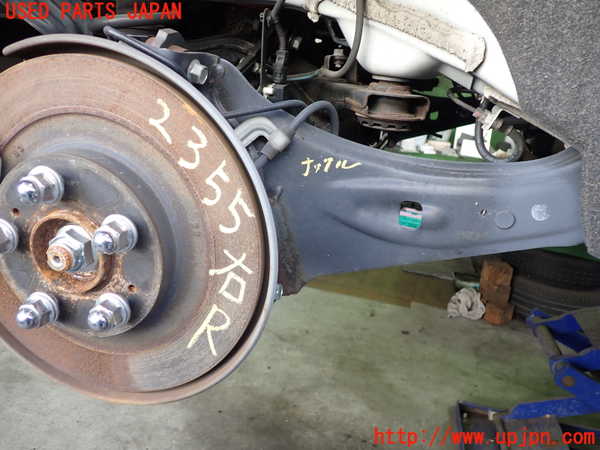 2UPJ-23554300]アウトランダーPHEV(GG3W)右リアナックルハブ 中古_m0001.jpg