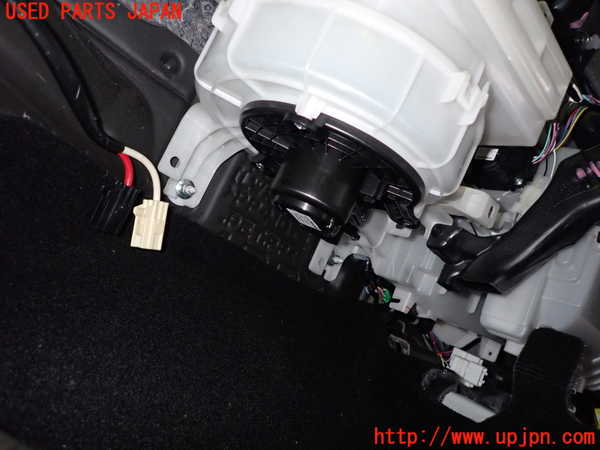 2UPJ-23556081]アウトランダーPHEV(GG3W)エバポレーター1 中古_m0002.jpg