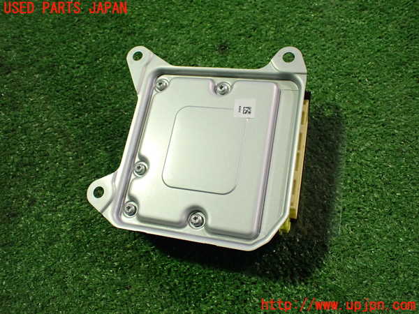 2UPJ-23556145]アウトランダーPHEV(GG3W)エアバッグコンピューター 【展開済み】 中古_m0003.jpg