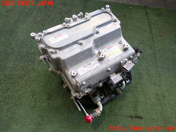 2UPJ-23556916]アウトランダーPHEV(GG3W)インバーターコンバーター 中古_m0001.jpg