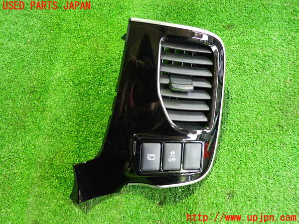 2UPJ-23557527]アウトランダーPHEV(GG3W)エアコン吹き出し口2 (右) 中古_m0001.jpg
