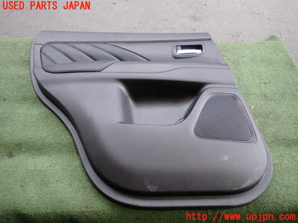 2UPJ-23551324]アウトランダーPHEV(GG3W)左後ドア内張り 中古_m0001.jpg
