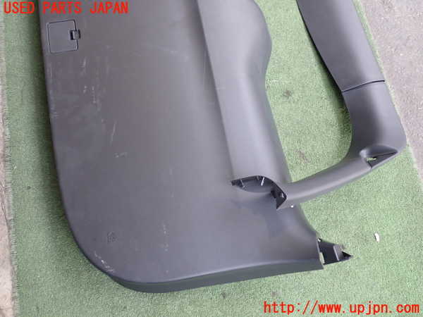 2UPJ-23551578]アウトランダーPHEV(GG3W)バックドア内張り 中古_m0003.jpg