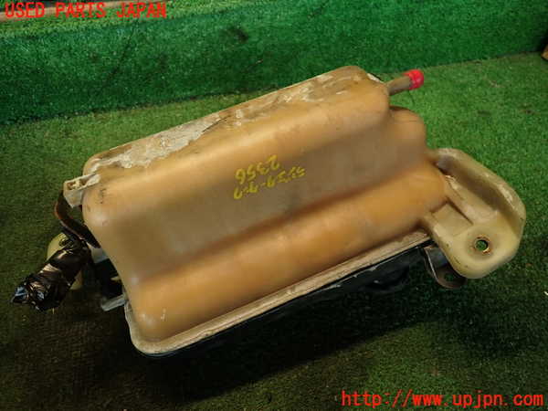 2UPJ-23562410]センチュリー(GZG50)ラジエータータンク 中古_m0002.jpg