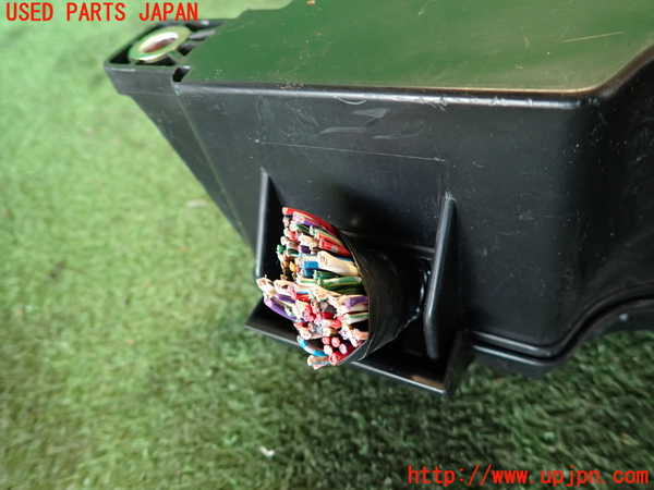 2UPJ-23566743]センチュリー(GZG50)ヒューズボックス3 中古_m0003.jpg