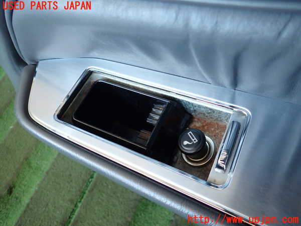 2UPJ-23561234]センチュリー(GZG50)右前ドア内張り 中古_m0004.jpg