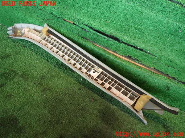 2UPJ-23567655]センチュリー(GZG50)右フロントピラートリム 中古_m0004.jpg