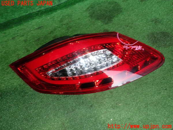2UPJ-23571536]ポルシェ・ケイマンS(98721)左テールランプ 中古_m0001.jpg
