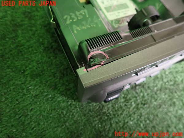 2UPJ-23576066]ポルシェ・ケイマンS(98721)エアコンスイッチ1 中古_m0002.jpg