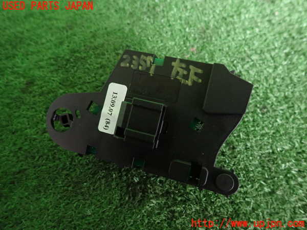 2UPJ-23576245]ポルシェ・ケイマンS(98721)左パワーウィンドウスイッチ 中古_m0002.jpg