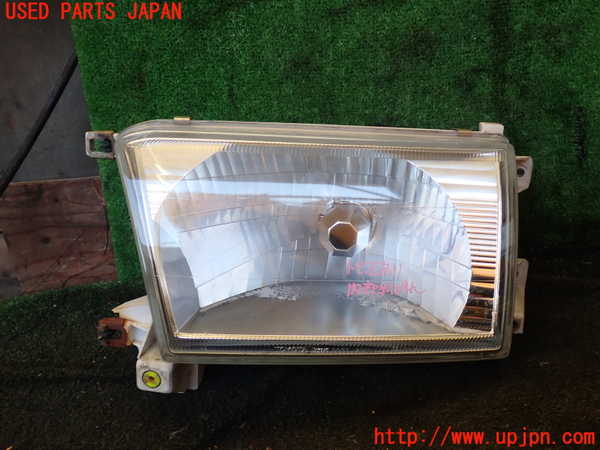 1UPJ-23581132]ハイラックスサーフ(RZN185W)左ヘッドライト ハロゲン 中古_m0001.jpg