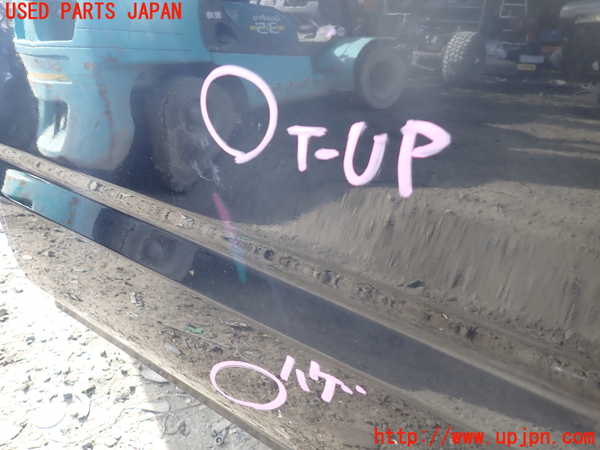 5UPJ-23581230]ハイラックスサーフ(RZN185W)右前ドア NSG M3O5 中古_m0003.jpg