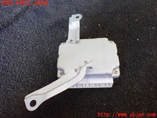 5UPJ-23586125]ハイラックスサーフ(RZN185W)ABSコンピューター 中古_m0003.jpg