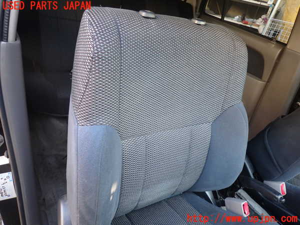 5UPJ-23587035]ハイラックスサーフ(RZN185W)運転席シート 中古_m0002.jpg