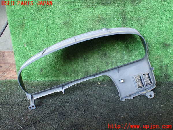 5UPJ-23587510]ハイラックスサーフ(RZN185W)メーターフード 中古_m0003.jpg