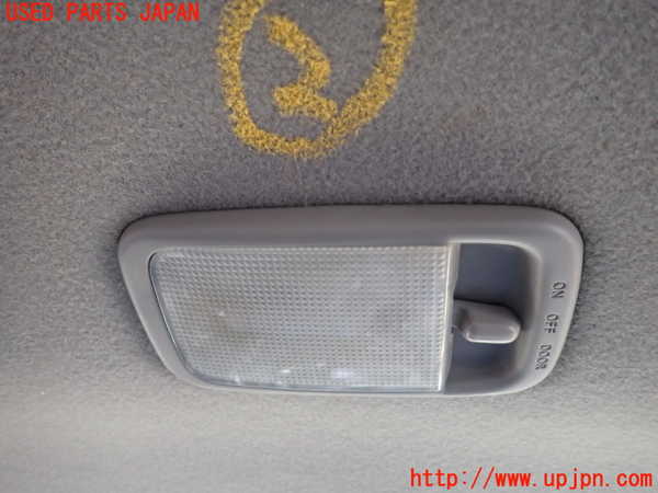 5UPJ-23586412]ハイラックスサーフ(RZN185W)ルームランプ2 (2列目) 中古_m0001.jpg