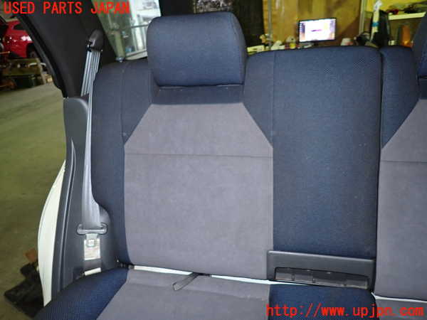 5UPJ-23597405]インプレッサワゴン WRX-STi(GF8)右リアシート 中古_m0002.jpg