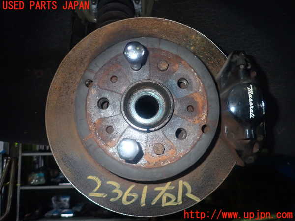 1UPJ-23614300]マセラティ・クアトロポルテ(MQP)右リアナックルハブ 中古_m0001.jpg