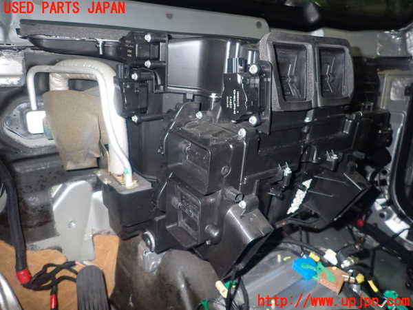 1UPJ-23616081]マセラティ・クアトロポルテ(MQP)エバポレーター1 中古_m0002.jpg