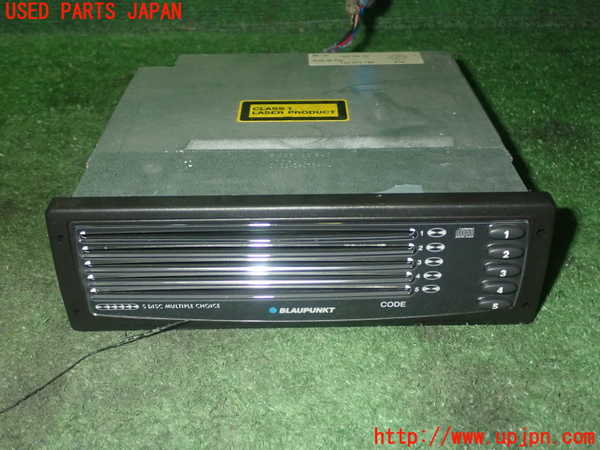 1UPJ-23616505]マセラティ・クアトロポルテ(MQP)CDチェンジャー 中古_m0001.jpg