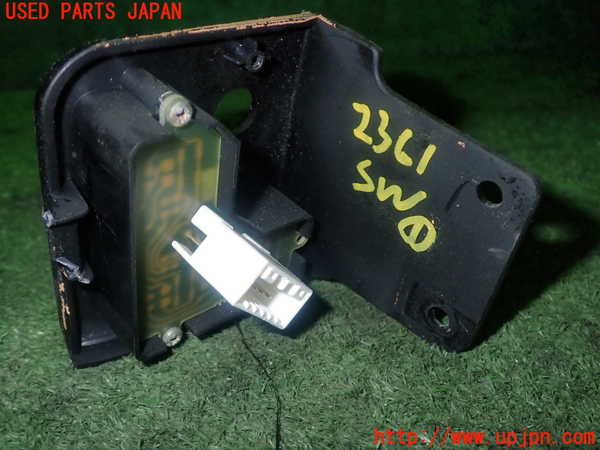 1UPJ-23616306]マセラティ・クアトロポルテ(MQP)スイッチ1 (照度調整)中古_m0002.jpg