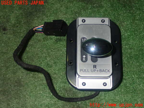 1UPJ-23617555]マセラティ・クアトロポルテ(MQP)ATシフトレバー 中古_m0001.jpg