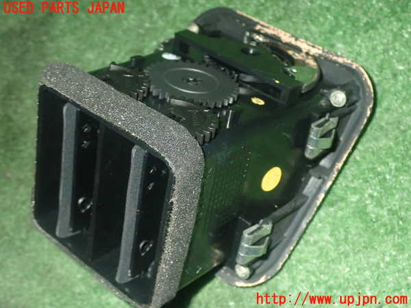 1UPJ-23617526]マセラティ・クアトロポルテ(MQP)エアコン吹き出し口1 (右) 中古_m0003.jpg
