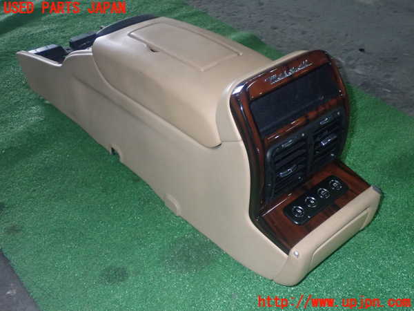 1UPJ-23617540]マセラティ・クアトロポルテ(MQP)センターコンソール 中古_m0002.jpg