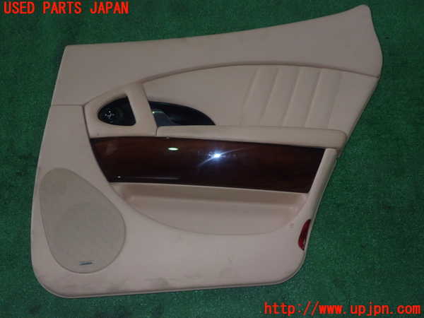 1UPJ-23611294]マセラティ・クアトロポルテ(MQP)右後ドア内張り 中古_m0001.jpg